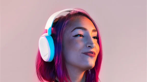 SteelSeries Arctis 5 vit - RGB Gamingheadset med 7.1 Surround - Bild 2